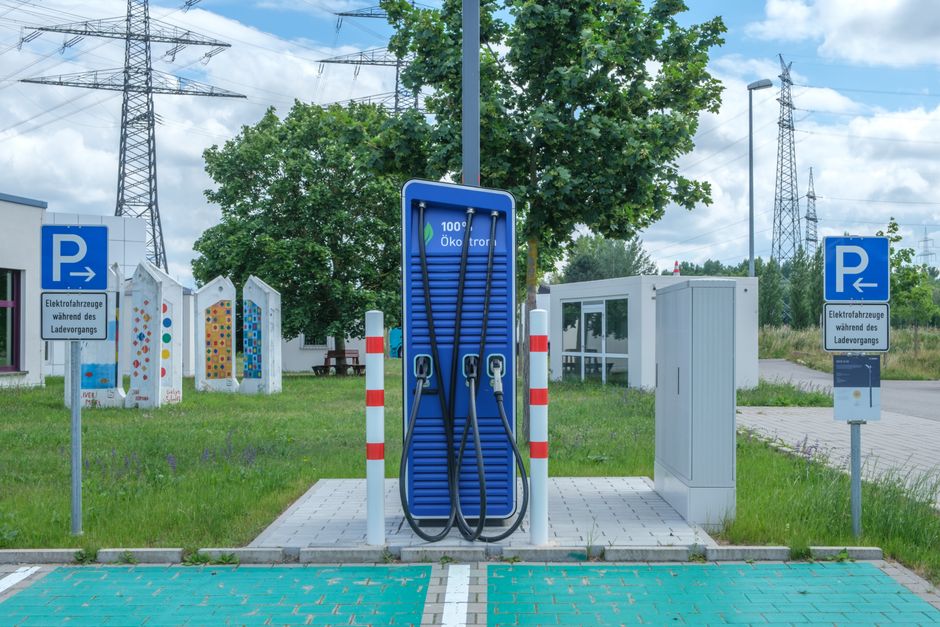EV Fleet Electrification Rebates and Tax Credits for NSW Construction and Trades Business Owners